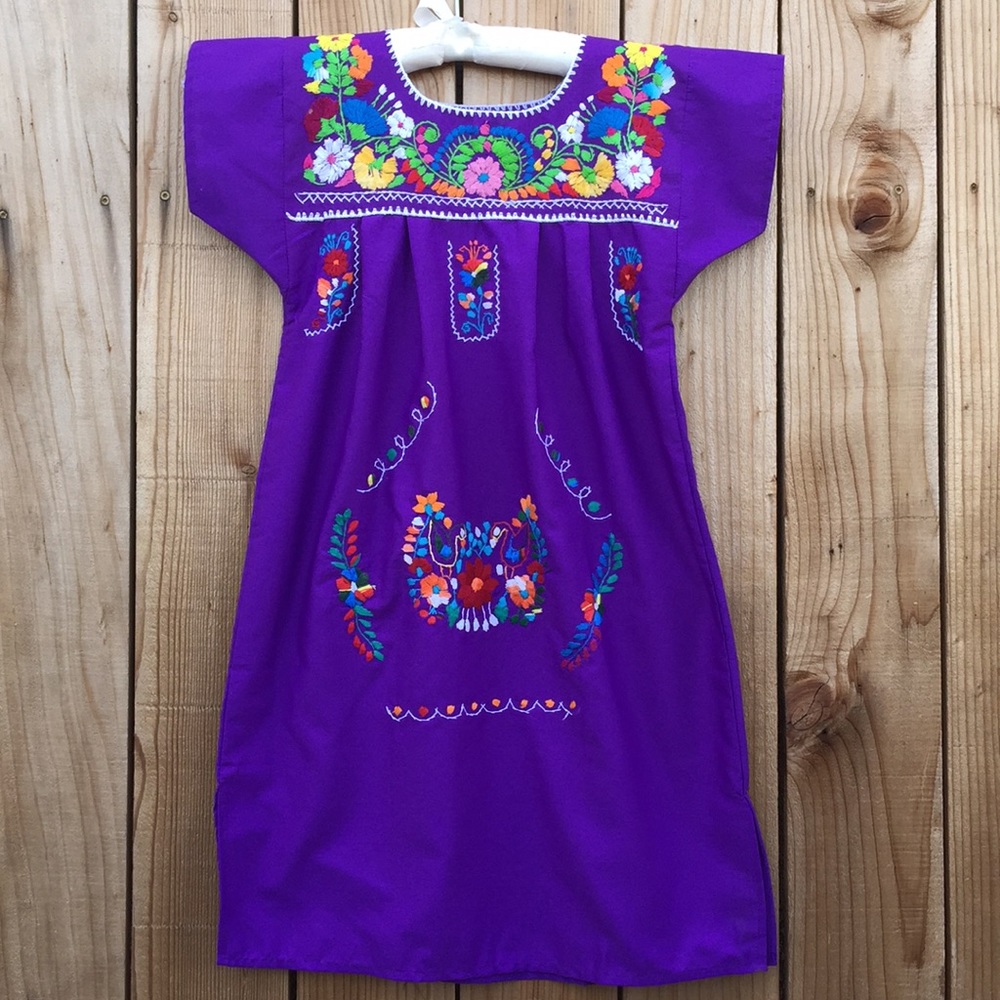 Mexican embroidered dress size 8-9 year old girls